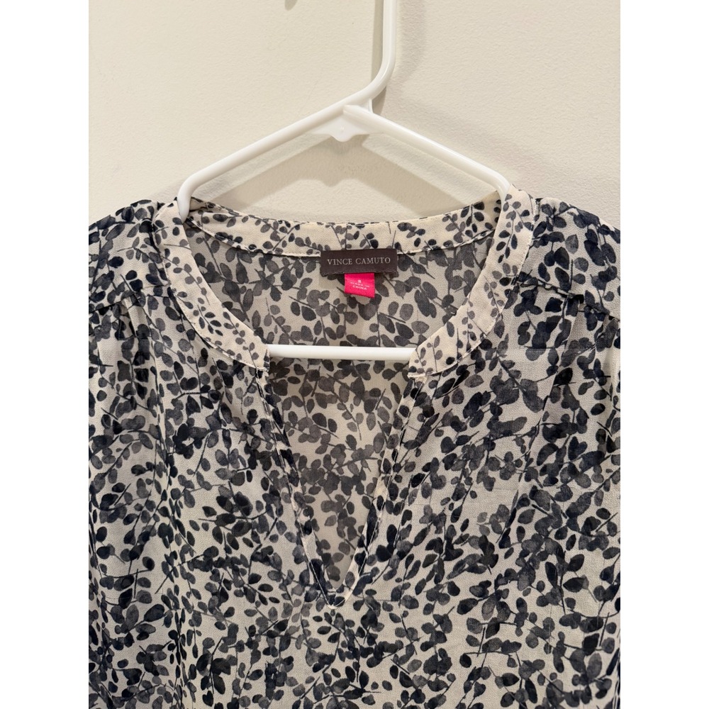 SMALL VINCE CAMUTO SHEER LONG SLEEVE NAVY FLORAL TOP